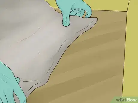 Image titled Paint Around a Wallpaper Border Step 10