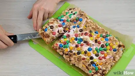 Image titled Make Christmas S'mores Step 8