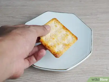 Image titled Prepare Dark Chocolate Fondue Step 9