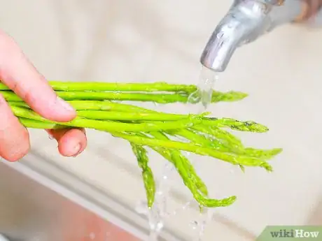 Image titled Boil Asparagus Step 2