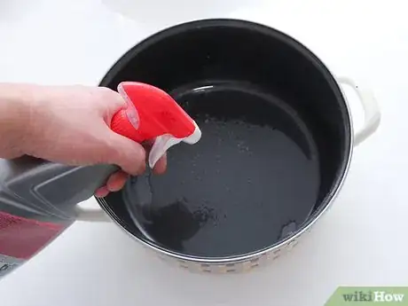 Image titled Clean a Dutch Oven Step 7