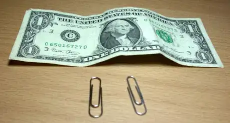Image titled Paper_clips_dollar_bill_1