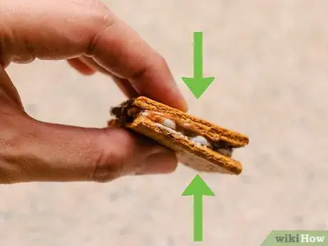 Image titled Make Smores in a Microwave Step 10