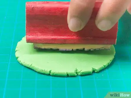 Image titled Make Refrigerator Magnets Step 28