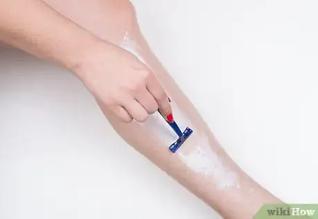 Image titled Cream Your Way to the Perfect Legs Step 7