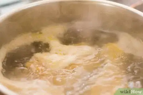 Image titled Make Chicken Enchiladas Without the Oily Tortillas Step 3