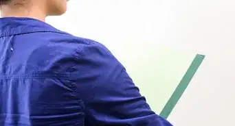 Organize a Dramatic Play