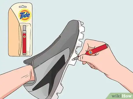 Image titled Clean Baseball Cleats Step 8