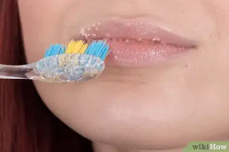 Image titled Use Lip Powder Step 1