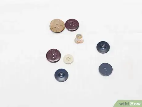 Image titled Dye Buttons Step 2