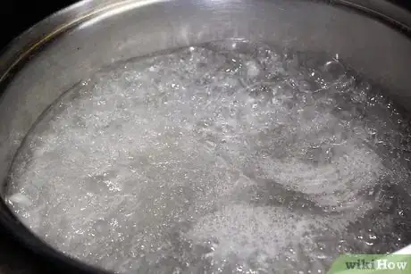 Image titled Cook Stone Crab Claws Step 2