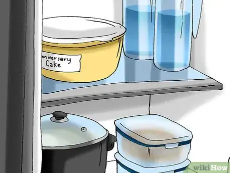 Image titled Freeze a Wedding Cake Step 8