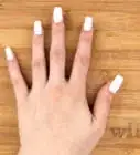 Apply Fake Nails Without Glue