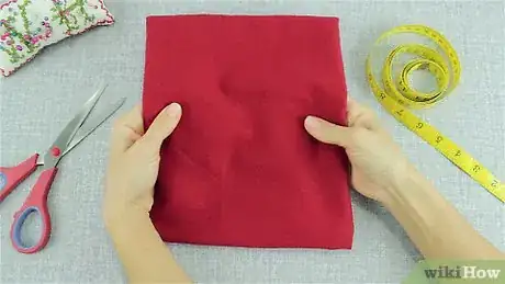 Image titled Sew Joey Pouch Liners Step 3