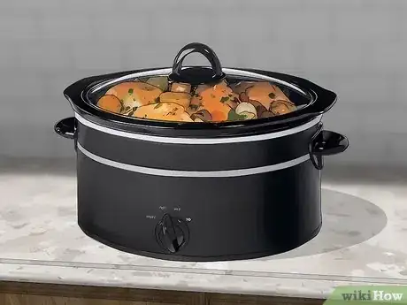 Image titled Keep Food Warm for a Party Step 12