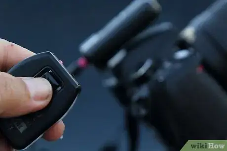 Image titled Photograph a Lunar Eclipse Step 16