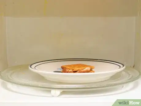 Image titled Make Smores in a Microwave Step 11