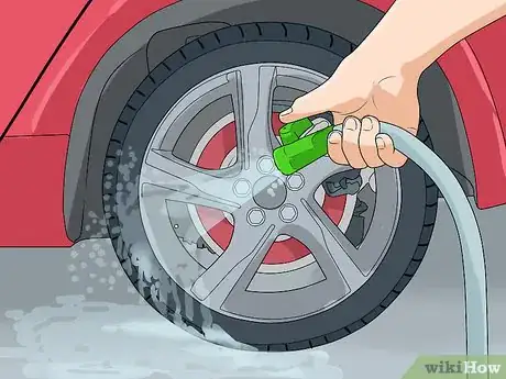 Image titled Polish a Wheel Step 1