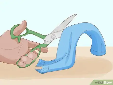 Image titled Get Natural Curls Step 1