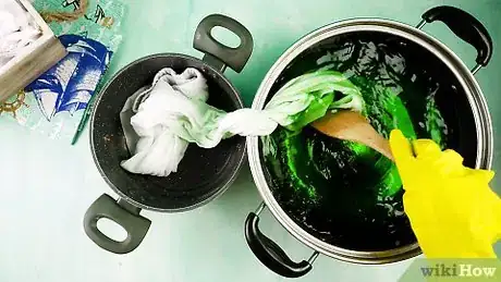 Image titled Make Ombre Tights Step 19