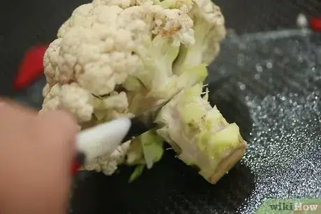 Image titled Steam Cauliflower Step 3