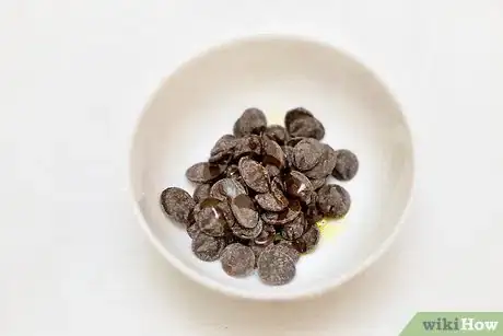 Image titled Make Chocolate Shell Sauce Step 1