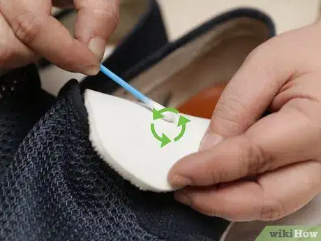 Image titled Use Household Items to Remove Shoe Odors Step 5
