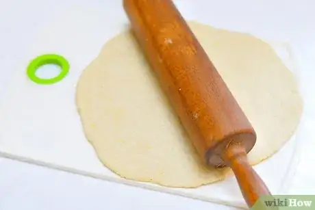 Image titled Make Gumbo Pot Pie Step 3