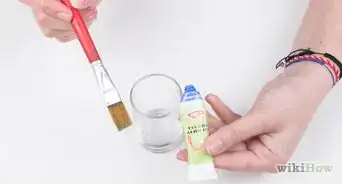 Paint a Smooth Finished Effect on Glass