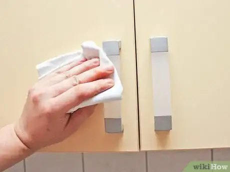 Image titled Clean Kitchen Handles Step 2