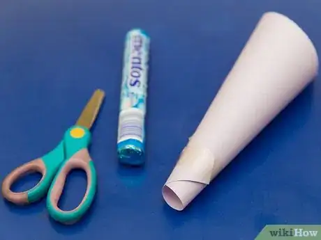 Image titled Make a Volcano out of Mentos and Soda Step 4