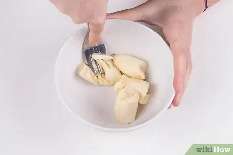 Image titled Nourish Your Face Using a Banana Step 1