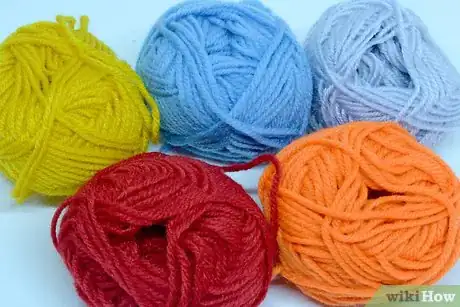 Image titled Make a Pom‐Pom Ball Wreath Step 1