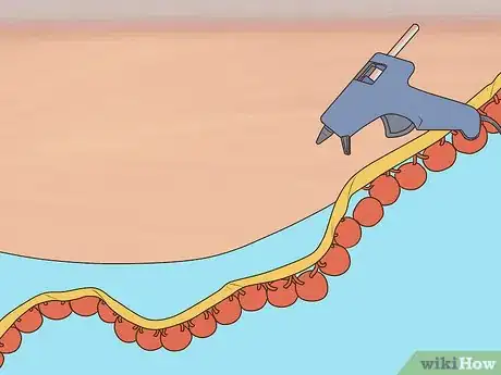 Image titled Make a Christmas Tree Skirt Step 8