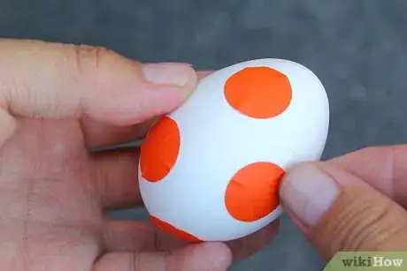 Image titled Dye Silhouettes Onto Easter Eggs Step 3