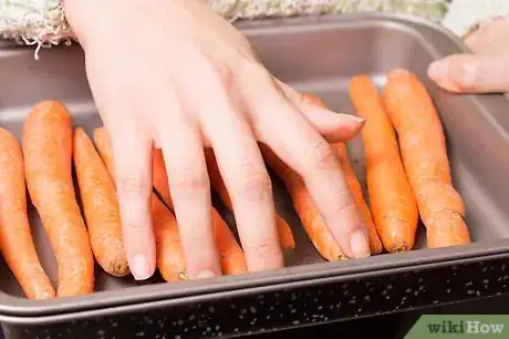 Image titled Dehydrate Carrots Step 4