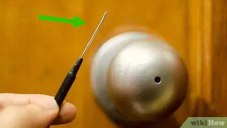 Image titled Pick a Lock With Household Items Step 2
