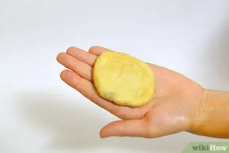 Image titled Make Chelsea Buns Step 20