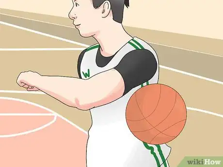 Image titled Elbow Pass Step 10