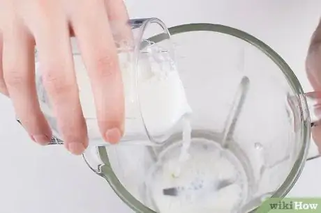 Image titled Make a Low Calorie Smoothie Step 2