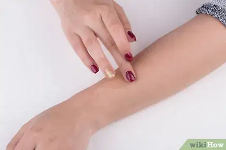 Image titled Make Vitamin C Serum Step 12