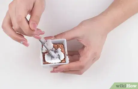 Image titled Make Lips Plumper (Cinnamon Method) Step 3