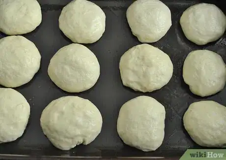 Image titled Make Overnight Refrigerator Rolls Step 10