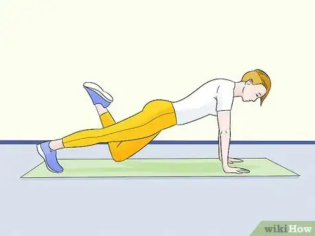 Image titled Do Kneeling Push‐Ups Step 8