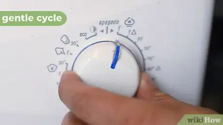 Image titled Wash a Plush Blanket Step 4