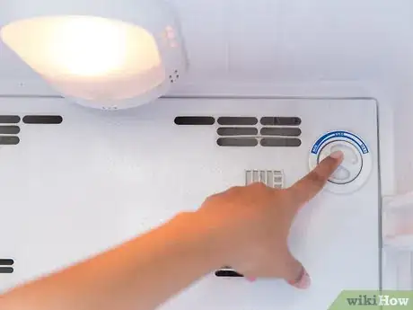 Image titled Make Clear Ice Step 14