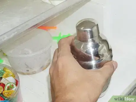 Image titled Make a Millionaire Martini Step 14