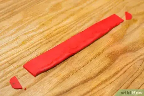 Image titled Make Roses out of Fondant Step 3