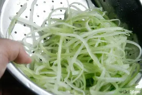 Image titled Make Zoodle Salad Step 11