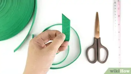 Image titled Tie a Beer Knot Step 1